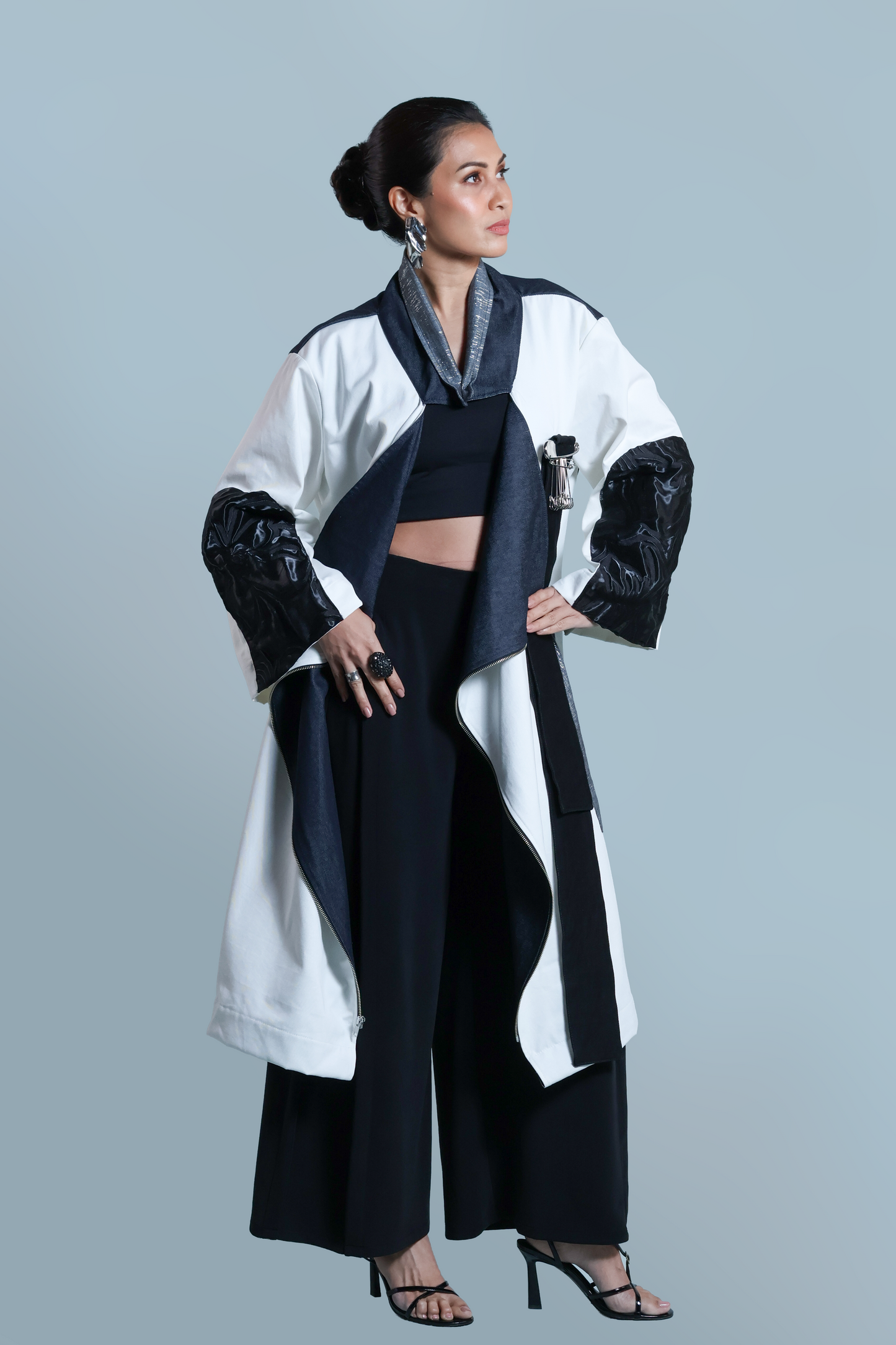 KALOKA STATEMENT JACKET, HIGH FRONT, LOW BACK