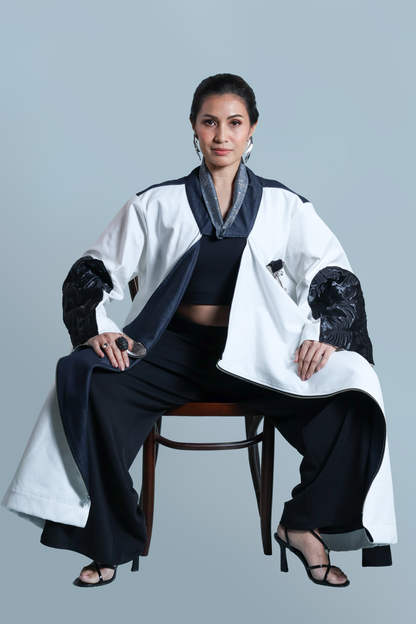 KALOKA STATEMENT JACKET, HIGH FRONT, LOW BACK