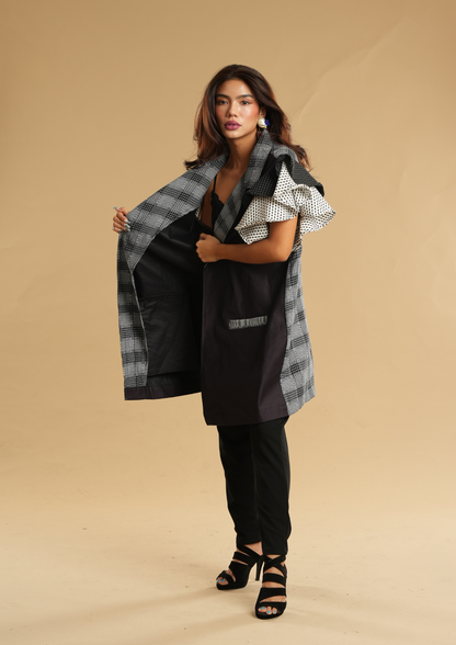 Panganay Long Poncho Inusara in Black Binakol of Abra