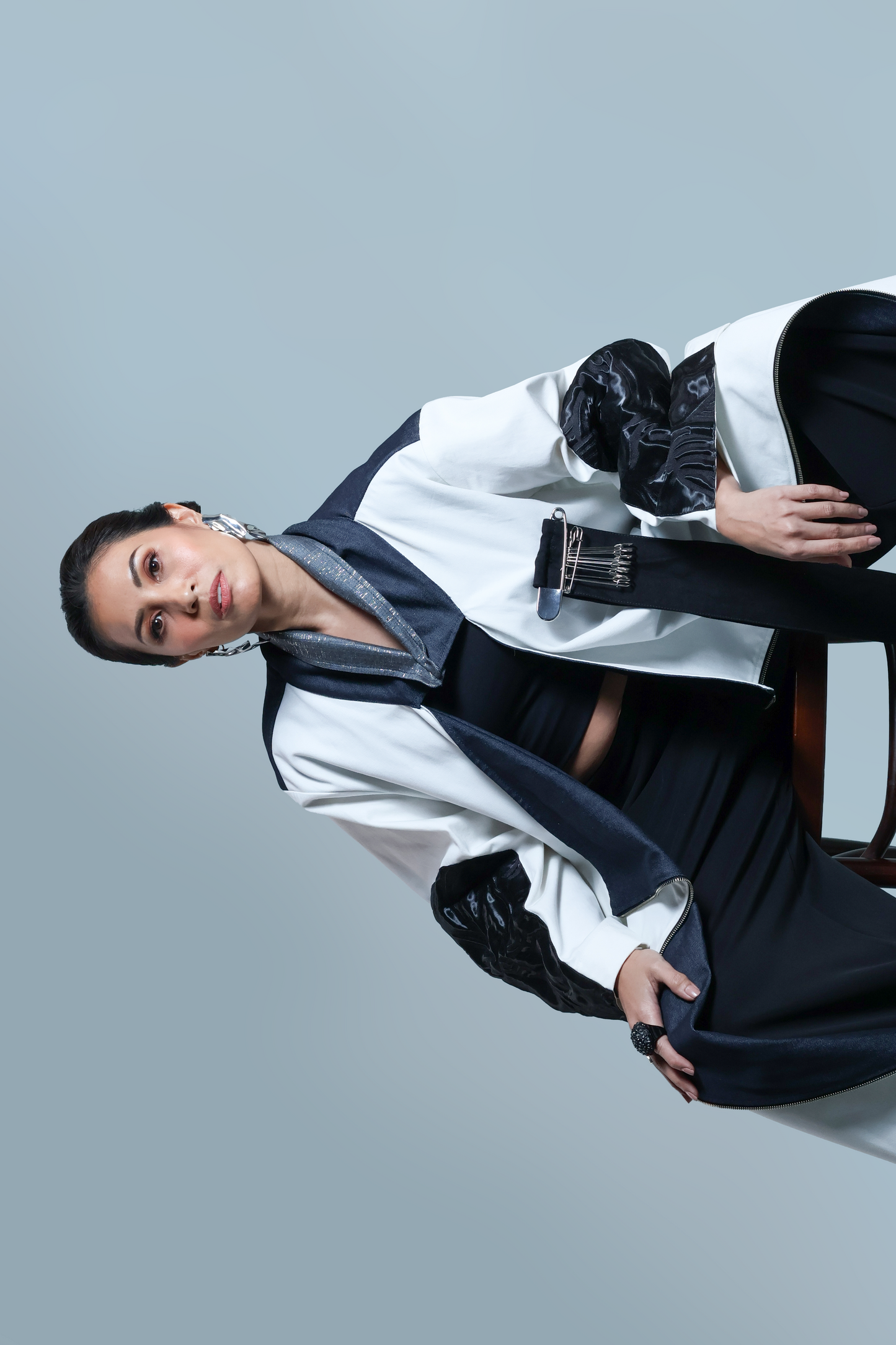 KALOKA STATEMENT JACKET, HIGH FRONT, LOW BACK