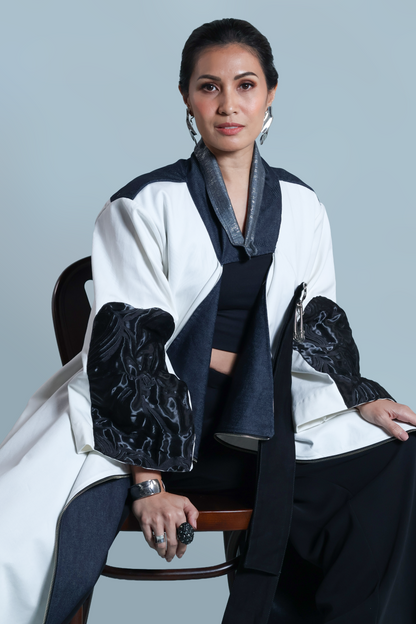 KALOKA STATEMENT JACKET, HIGH FRONT, LOW BACK