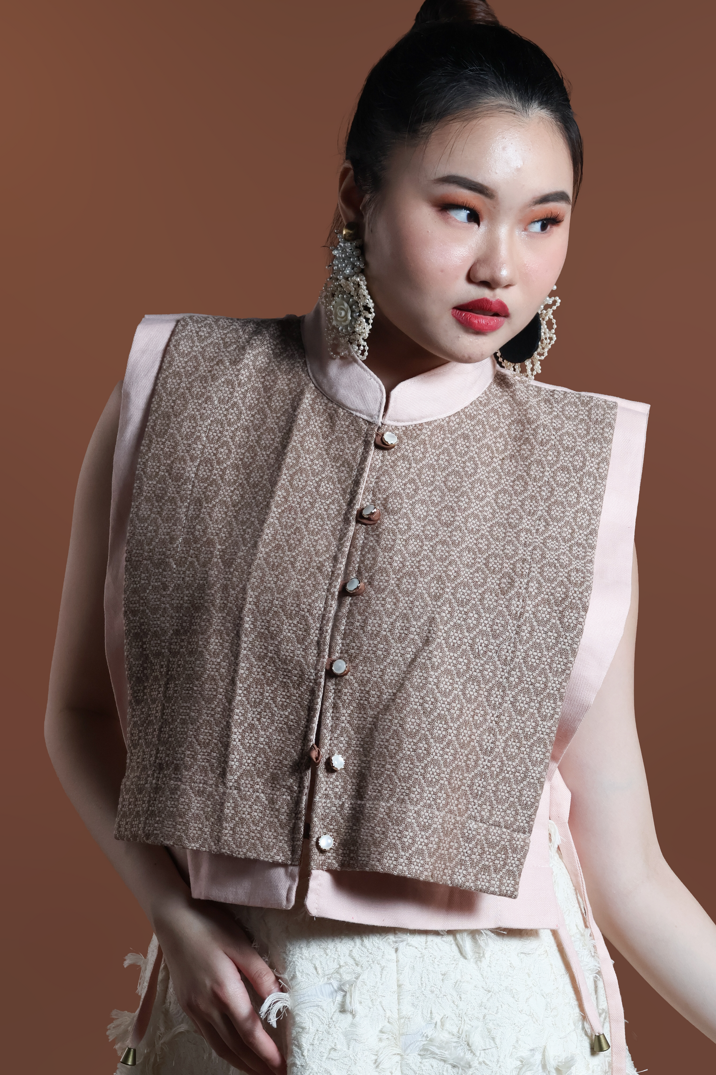 PINAGPALA BIB COFFEE BROWN KUNDIMAN WEAVE