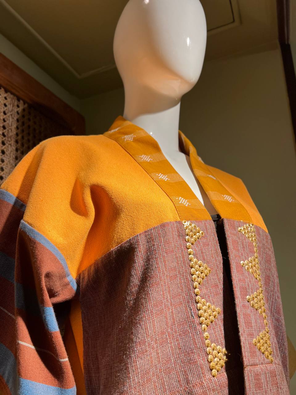 CROP KIMONO IN ORANGE WITH KANTARINES AND BEADWORKS