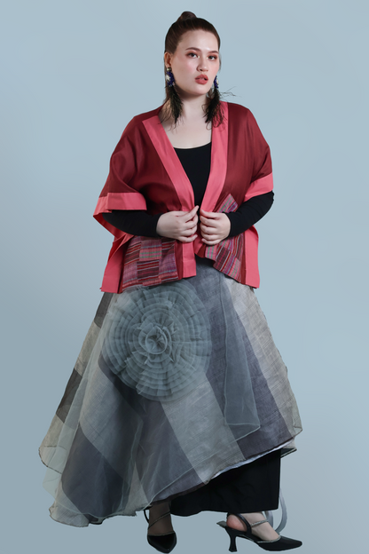HERITAGE PONCHO IN RED NUMBER
