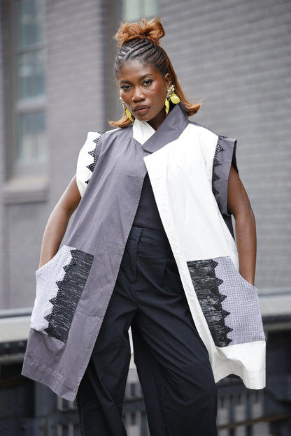 INUSARA Trench WHITE AND GREY