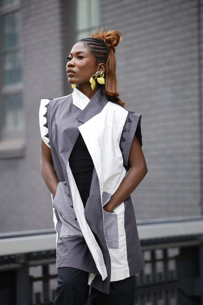 INUSARA Trench WHITE AND GREY