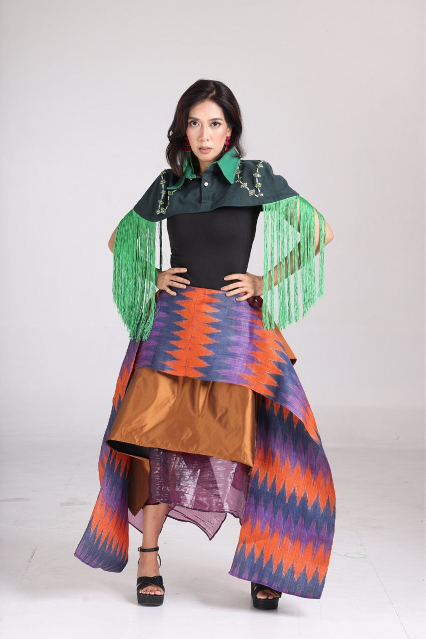 ULAN INIT STATEMENT FRINGE TOP IN DARK GREEN