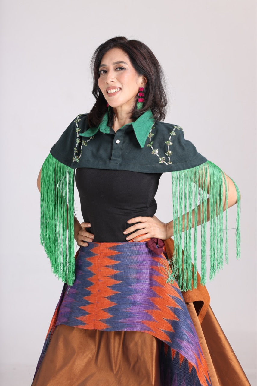 ULAN INIT STATEMENT FRINGE TOP IN DARK GREEN