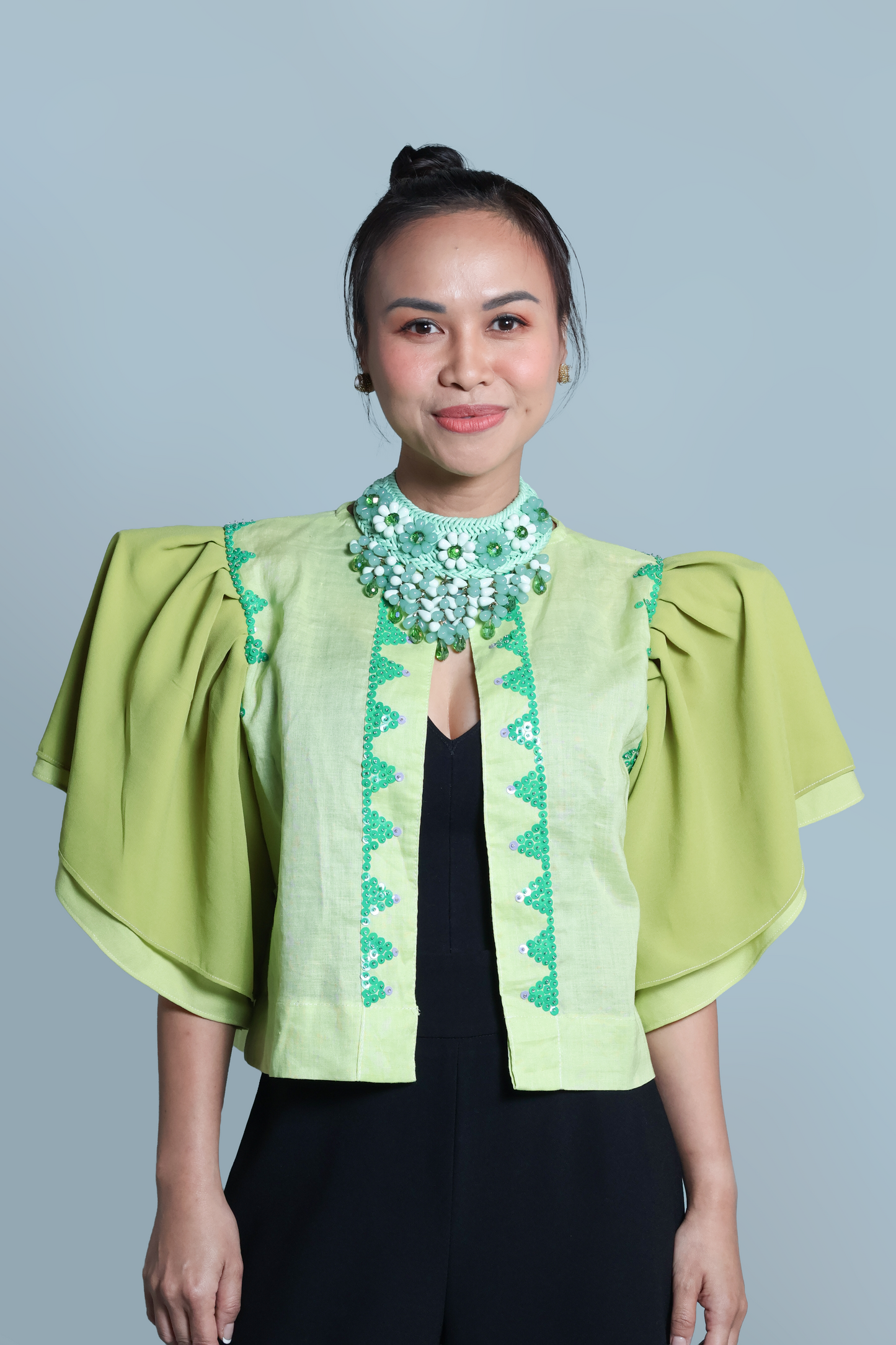 BLUSA IN LIME LINEN WITH BEADWORKS