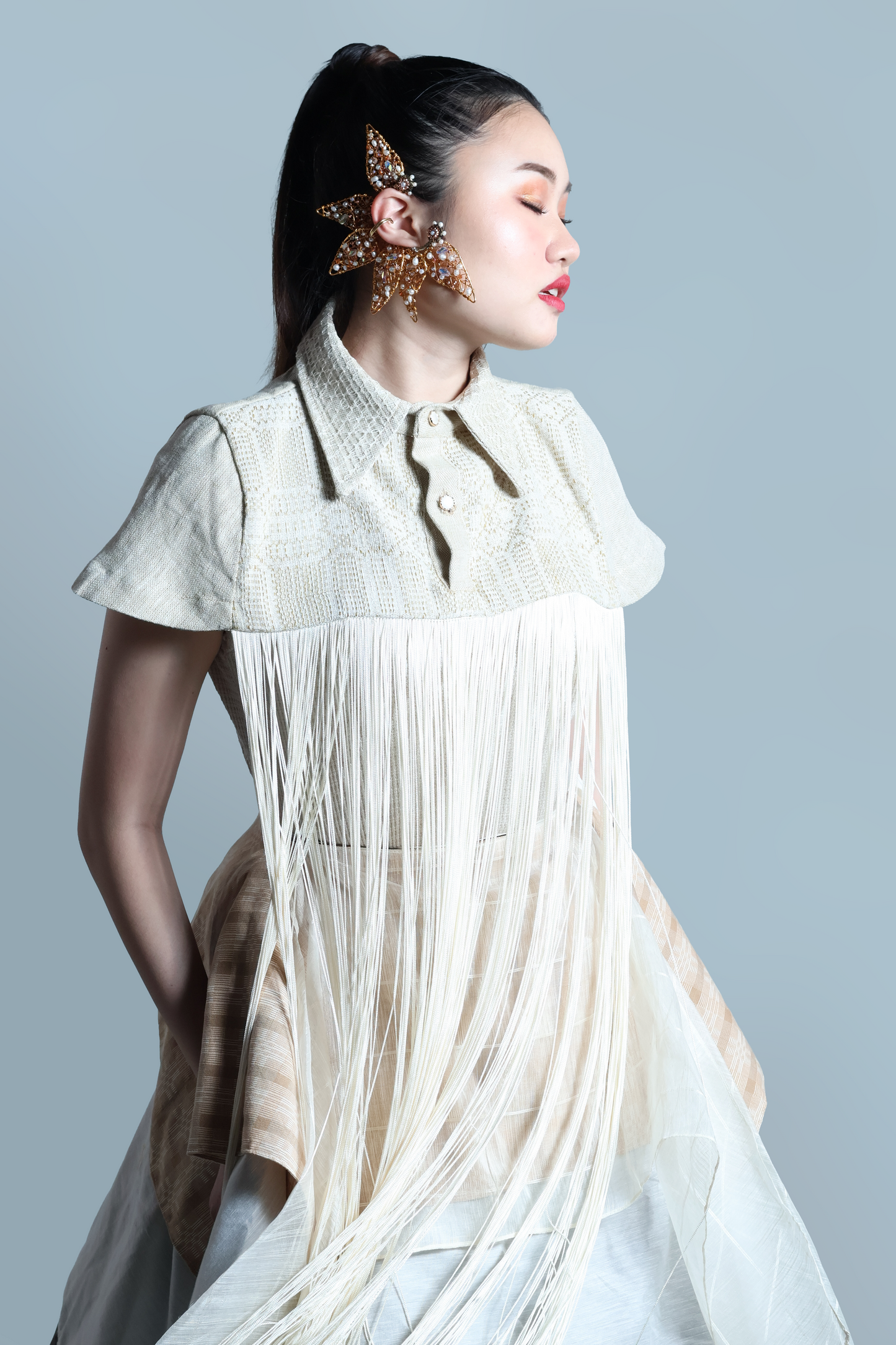 NAG-IISA KANG BIDA, CREAM FRINGE TOP WITH PIÑA