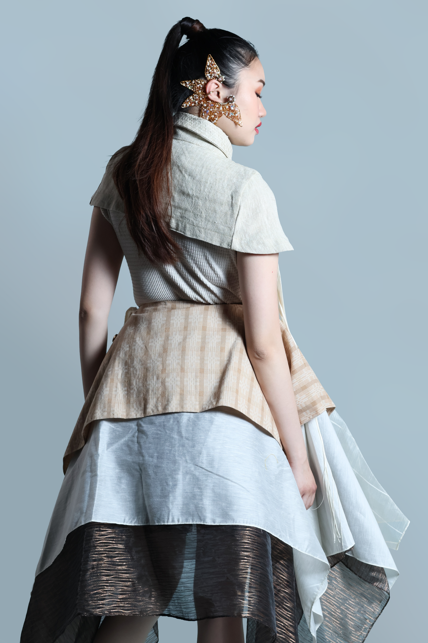NAG-IISA KANG BIDA, CREAM FRINGE TOP WITH PIÑA