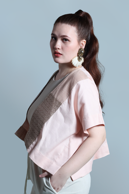 HERITAGE PONCHO IN BLUSH PINK