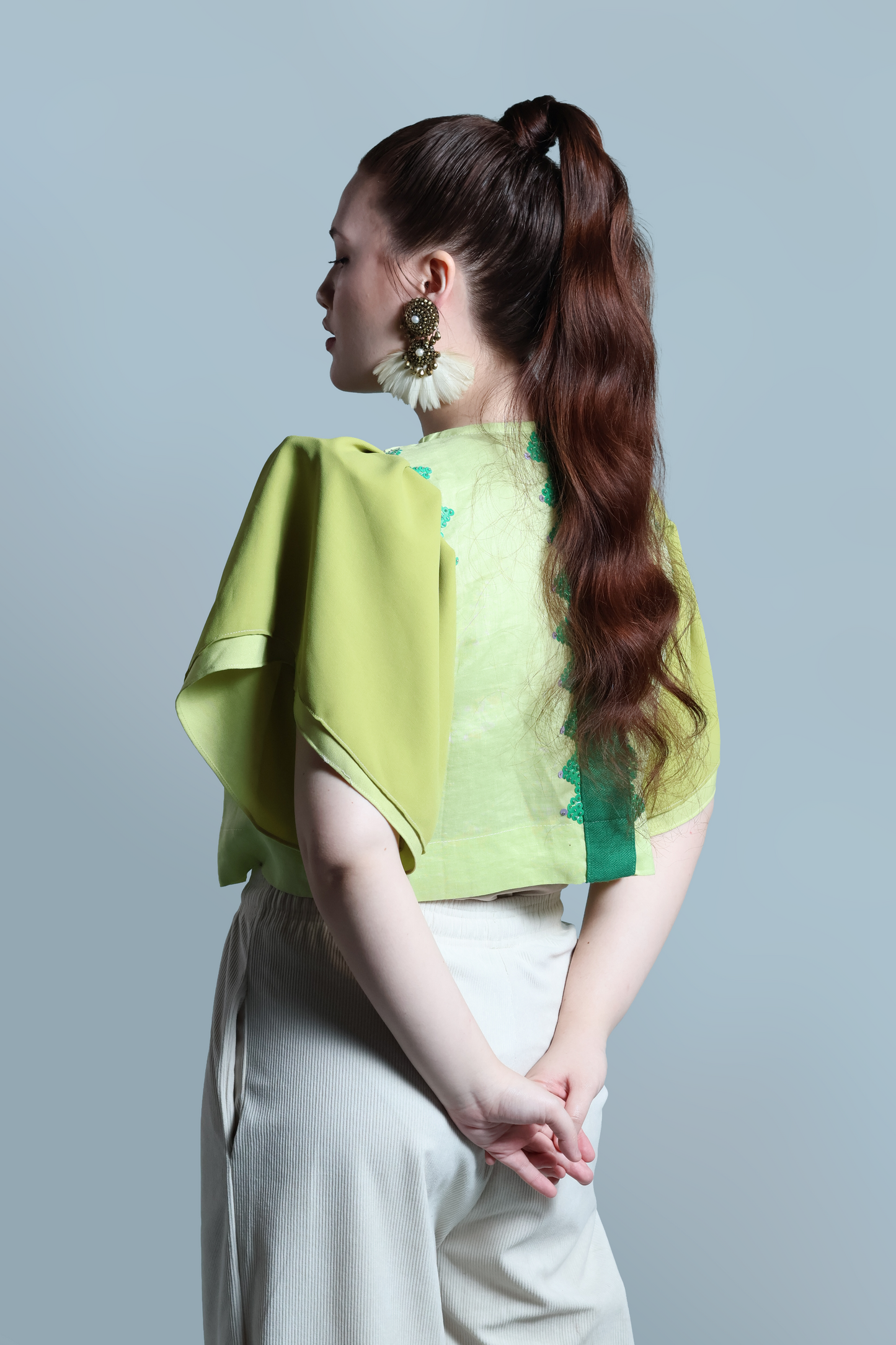 BLUSA IN LIME LINEN WITH BEADWORKS