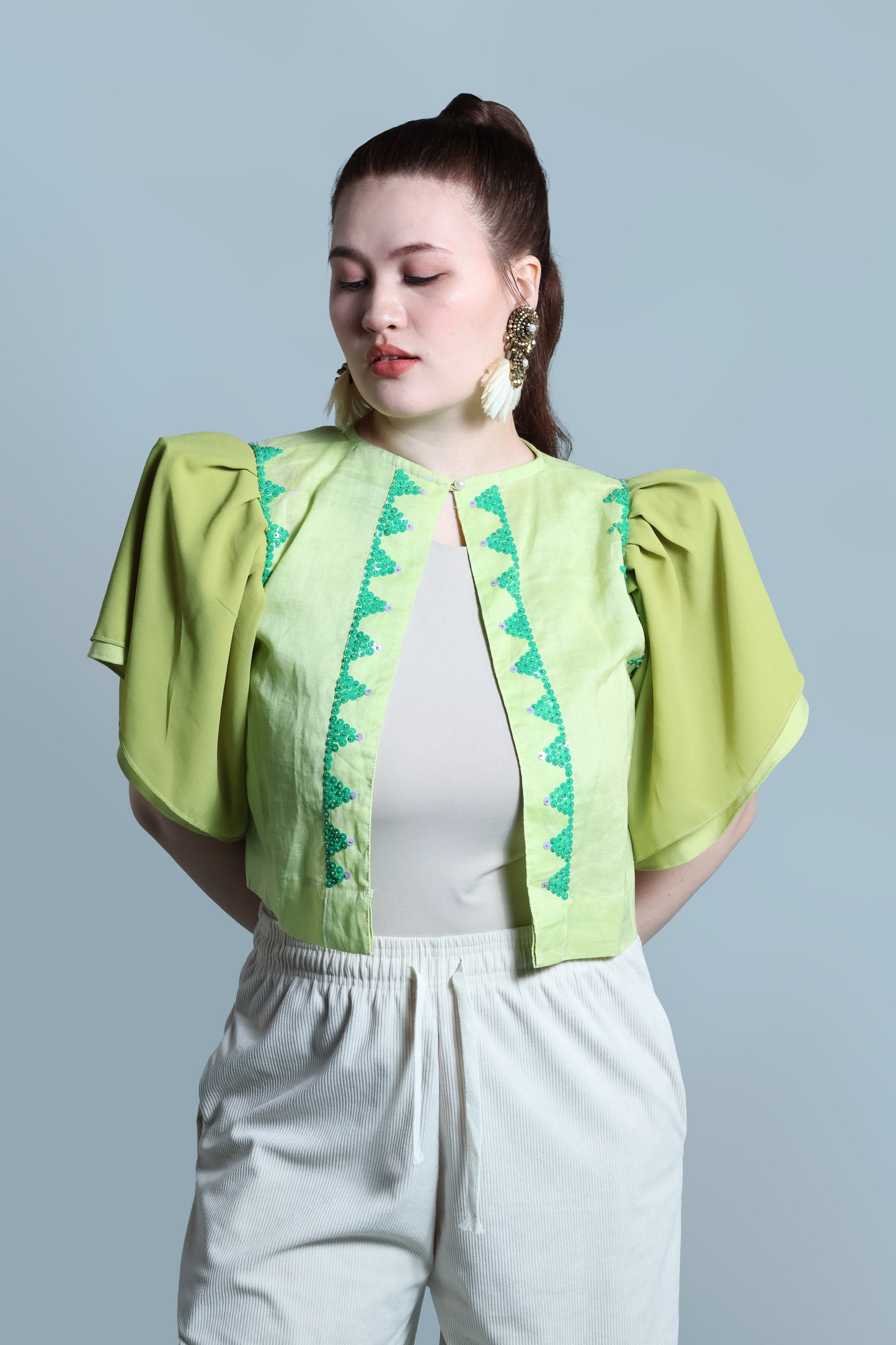 BLUSA IN LIME LINEN WITH BEADWORKS