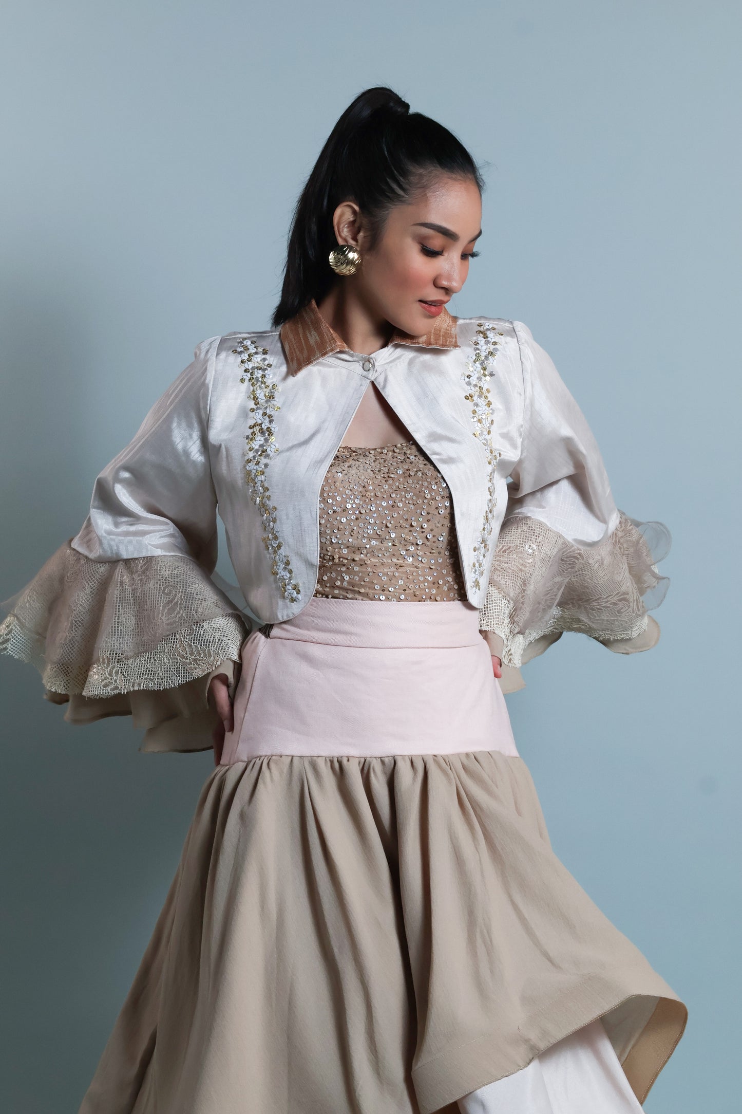 LEAD SINGER PONCHO IN CREAM TNALAK