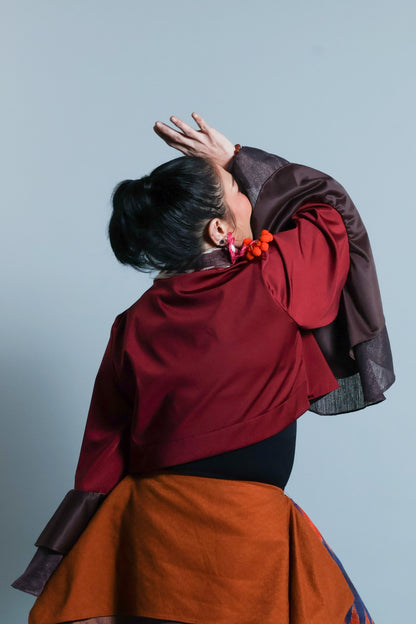 LEAD SINGER WITH WIDE SLEEVES IN MAROON TNALAK