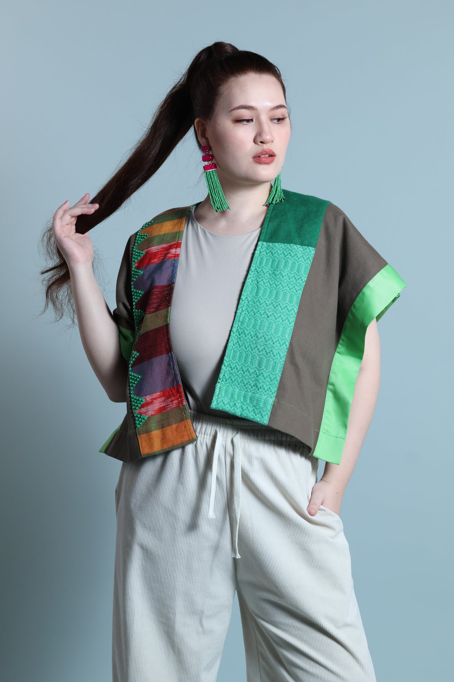 HERITAGE PONCHO GREEN WITH IKAT OF THE NORTH