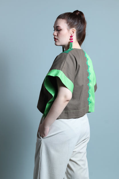 HERITAGE PONCHO GREEN WITH IKAT OF THE NORTH