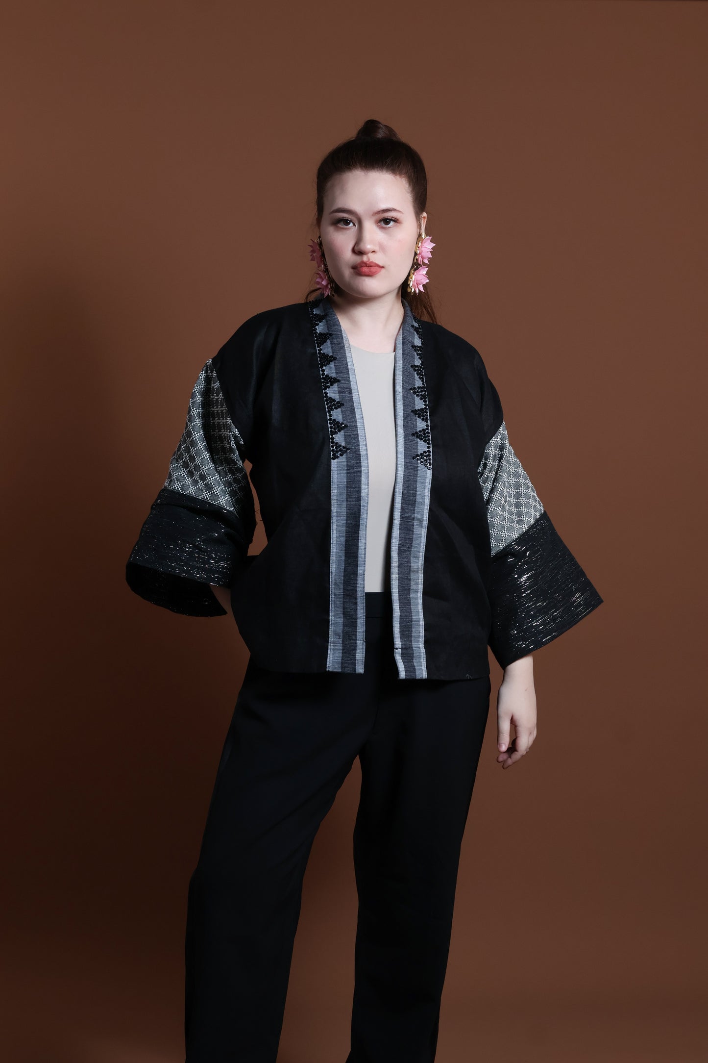 GABING MAPAYAPA BLACK LINEN WITH KUNDIMAN WEAVE