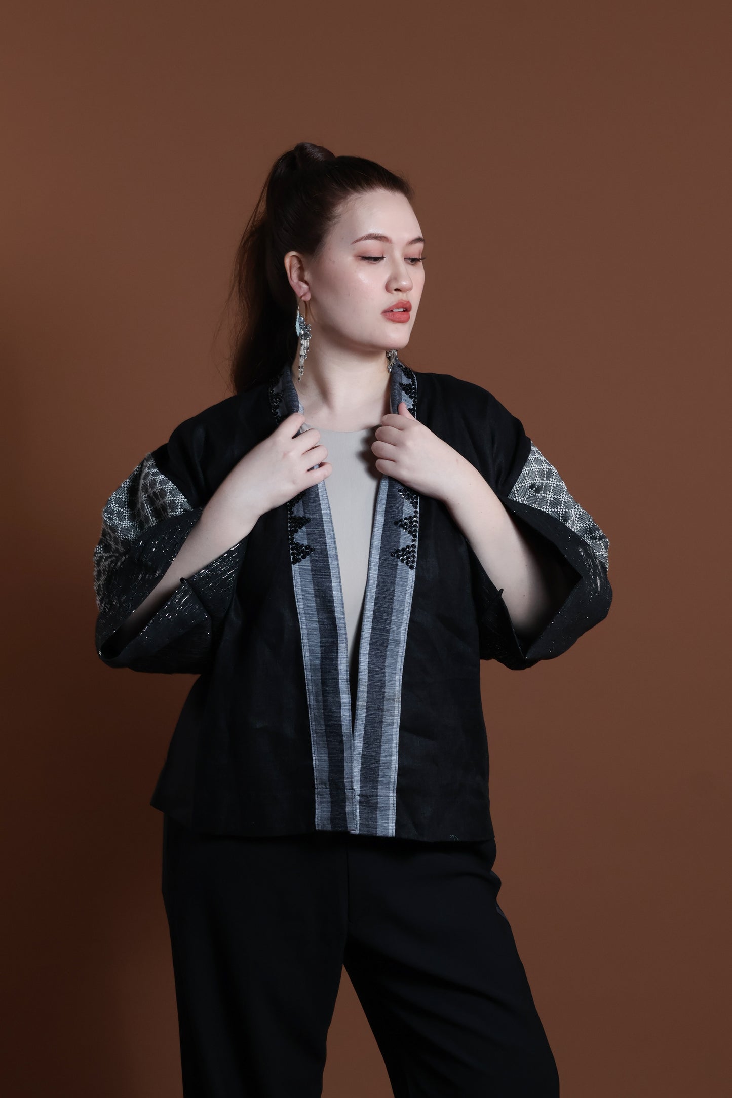 GABING MAPAYAPA BLACK LINEN WITH KUNDIMAN WEAVE