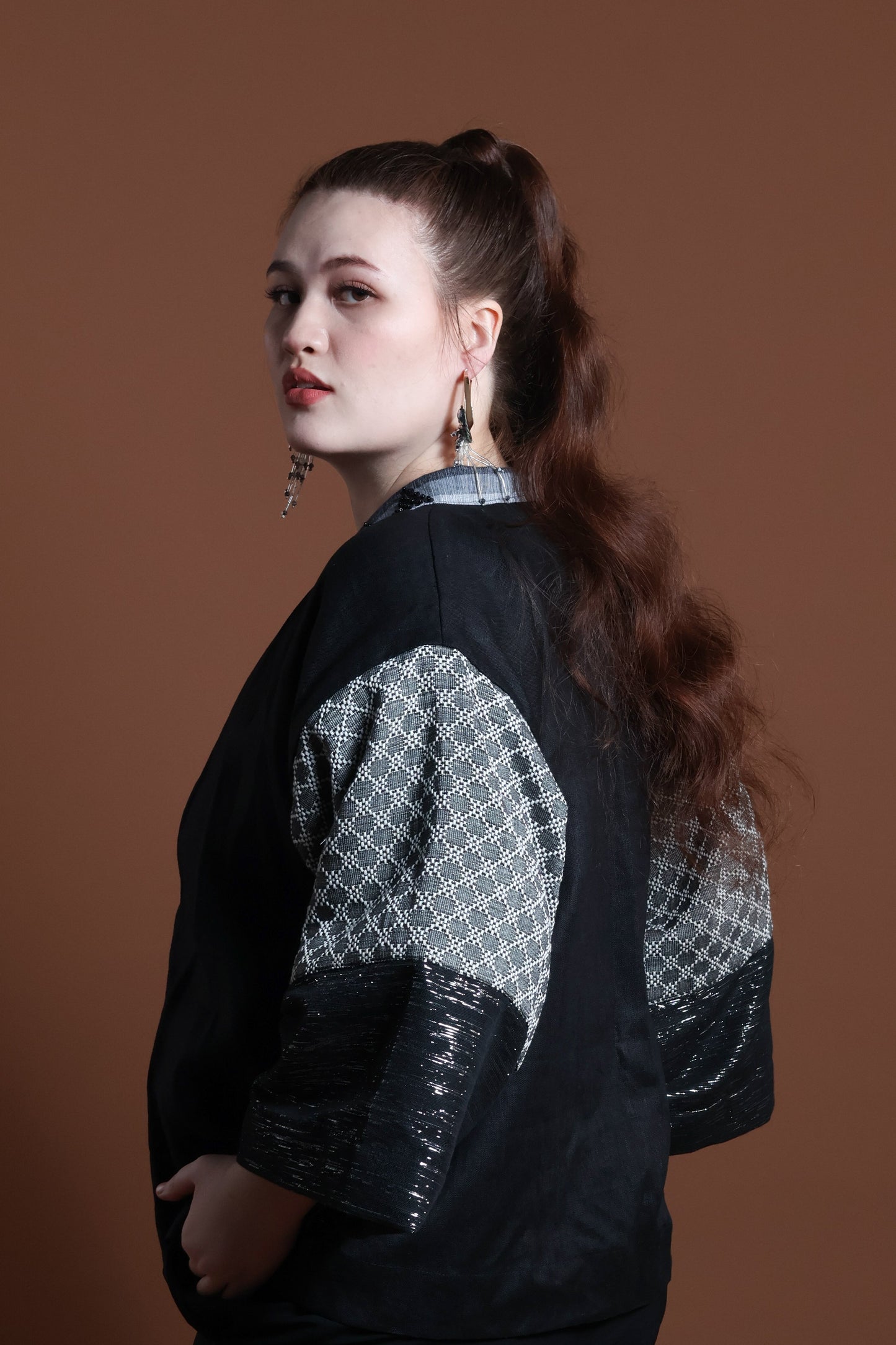GABING MAPAYAPA BLACK LINEN WITH KUNDIMAN WEAVE