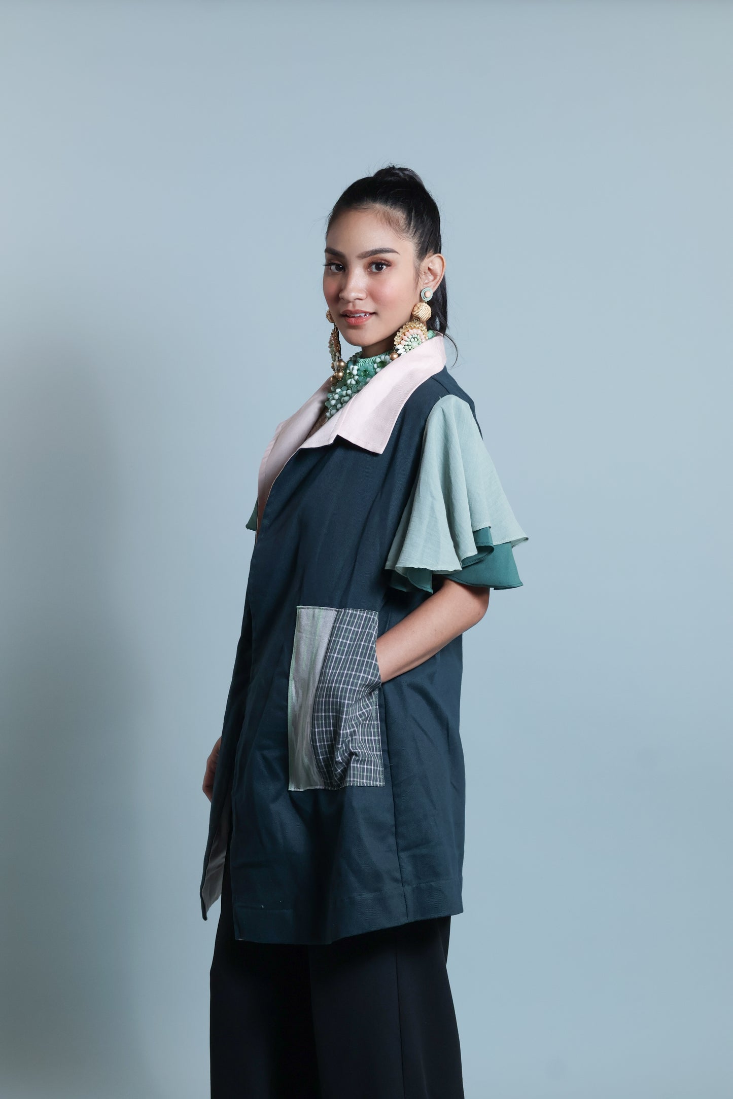 PANGANAY  TRENCH IN GREEN WITH IKAT AND HABLON WEAVE