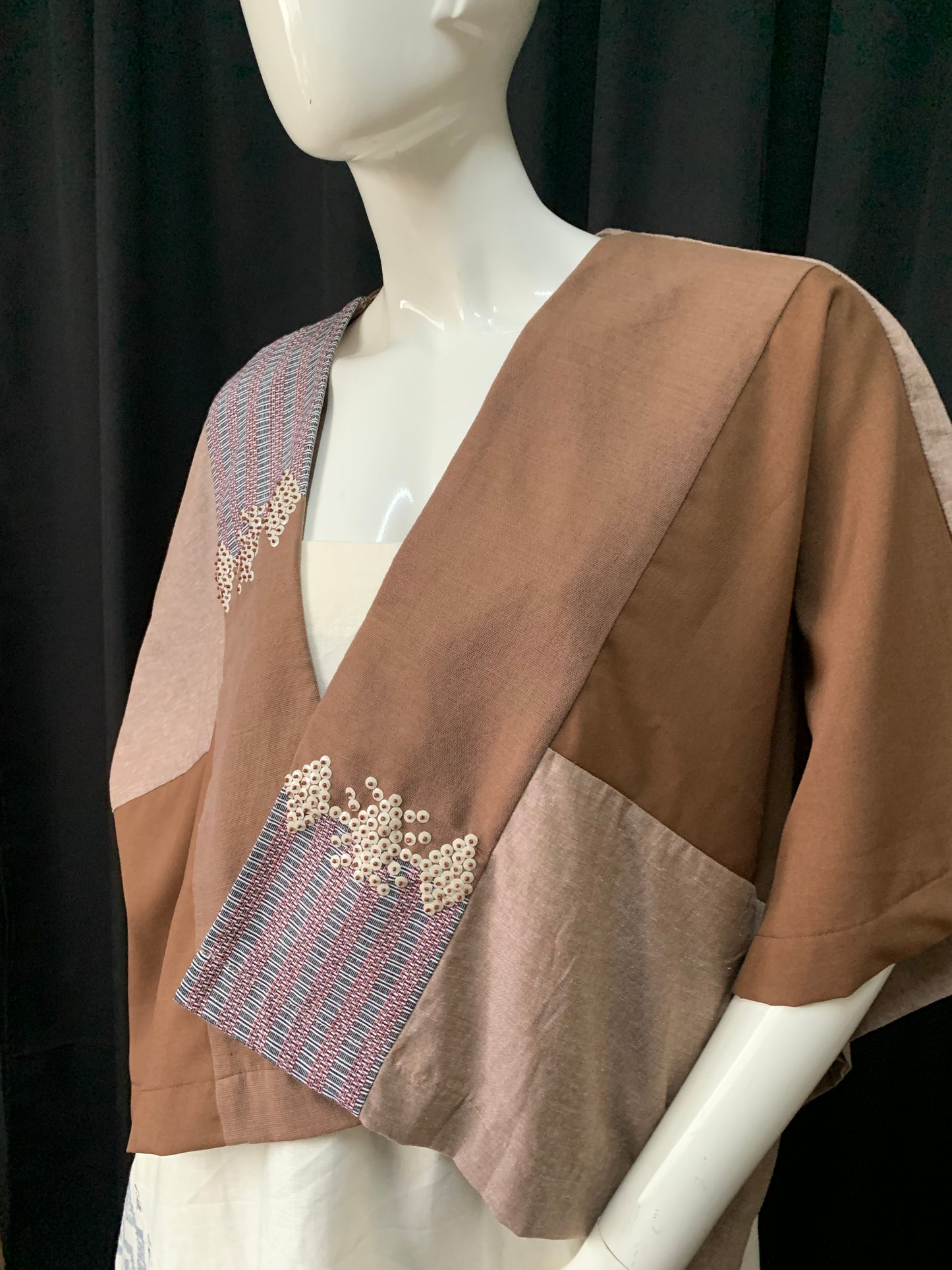 Heritage Poncho in Dark Brown with Kantarines