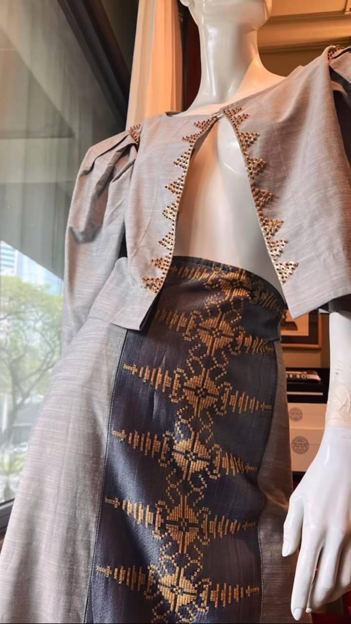 Two Way Top and Inaul Skirt Set – Pinas Sadya