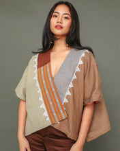 Load image into Gallery viewer, Earth Tone Heritage Poncho