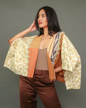 Load image into Gallery viewer, Heritiage Poncho with Ikat Weave and Lining in Bihirang Kulay