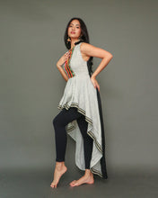 Load image into Gallery viewer, Ala-ala Flowy Uneven Linen Dress in Black &amp; White