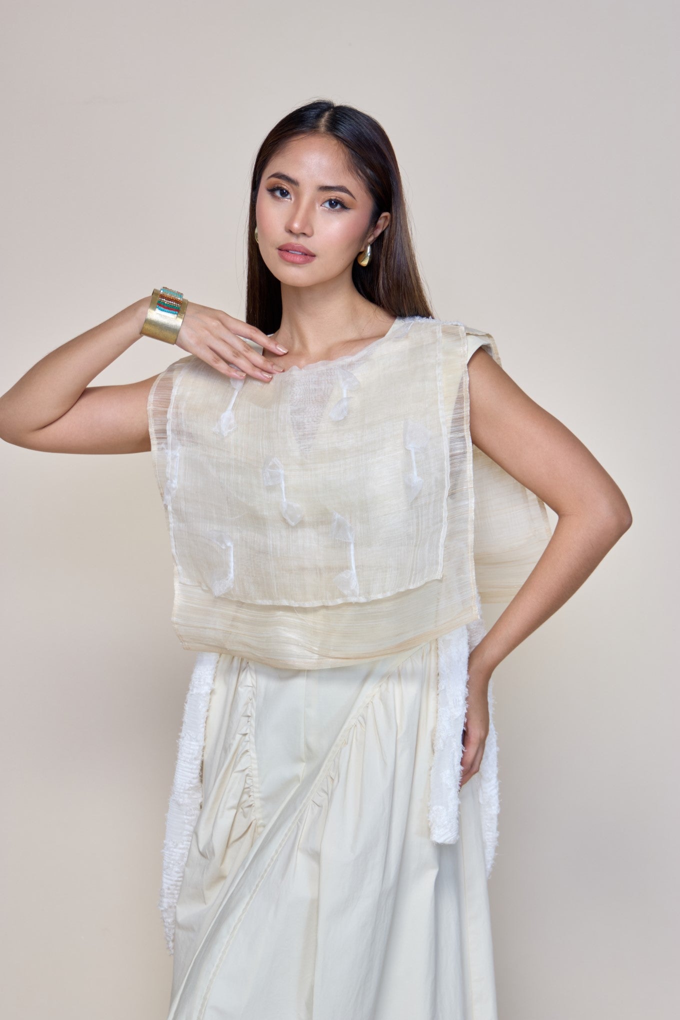 Piña Bib with White Lace and Pina  Fabric of Aklan