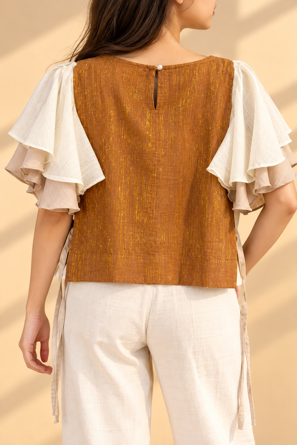 MALANDI SLEEVES BIB IN EARTH WITH GOLD FLORAL SUKSUK BARONG