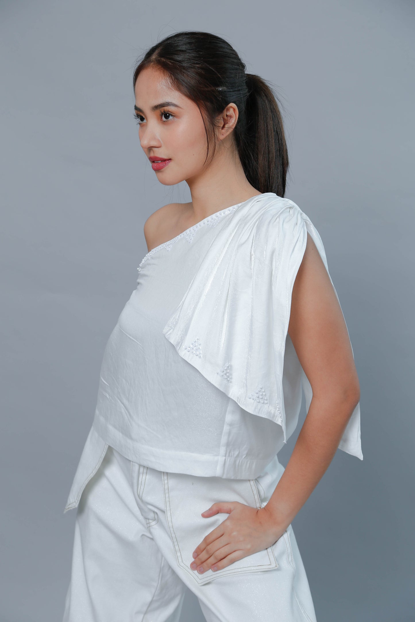 Gabriela Blouse with Huge Ribbon Accent in White Linen