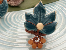Load image into Gallery viewer, Ugu Bigyan Flora Azul Handmade Floral Ring