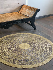 Bilog ang Buwan Round Mat